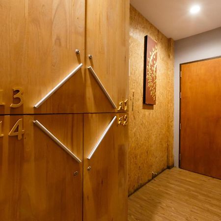 Frutta Hostel Patong Kültér fotó