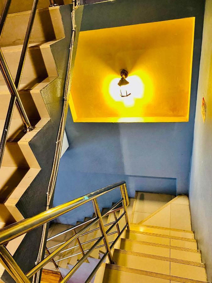 Frutta Hostel Patong Kültér fotó