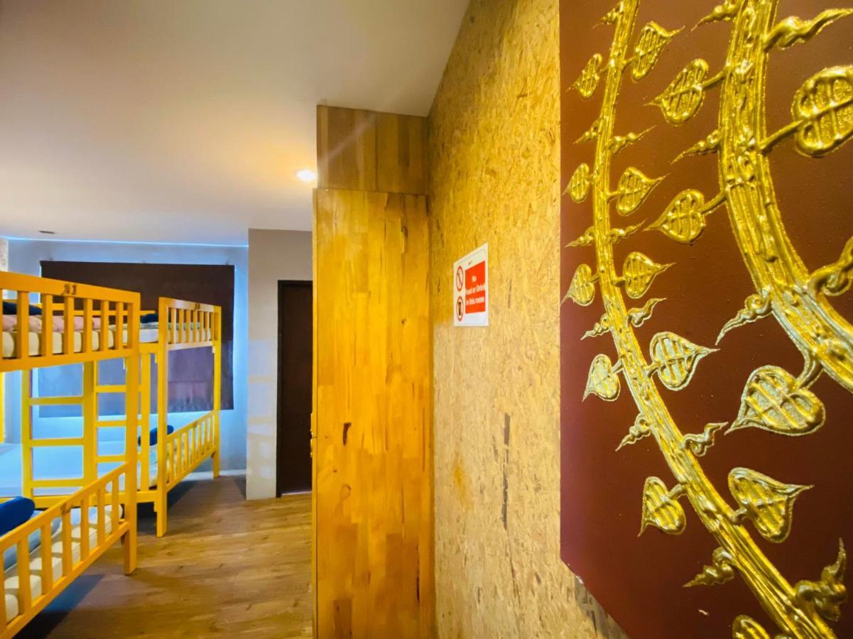 Frutta Hostel Patong Kültér fotó