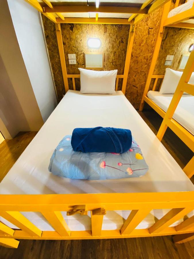 Frutta Hostel Patong Kültér fotó