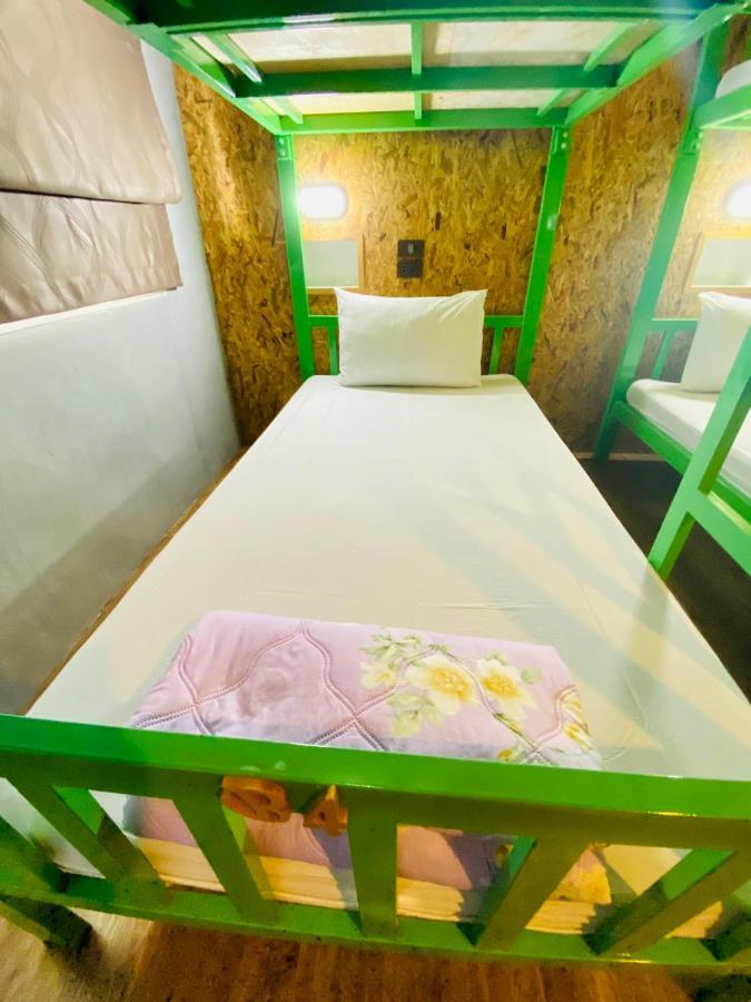 Frutta Hostel Patong Kültér fotó