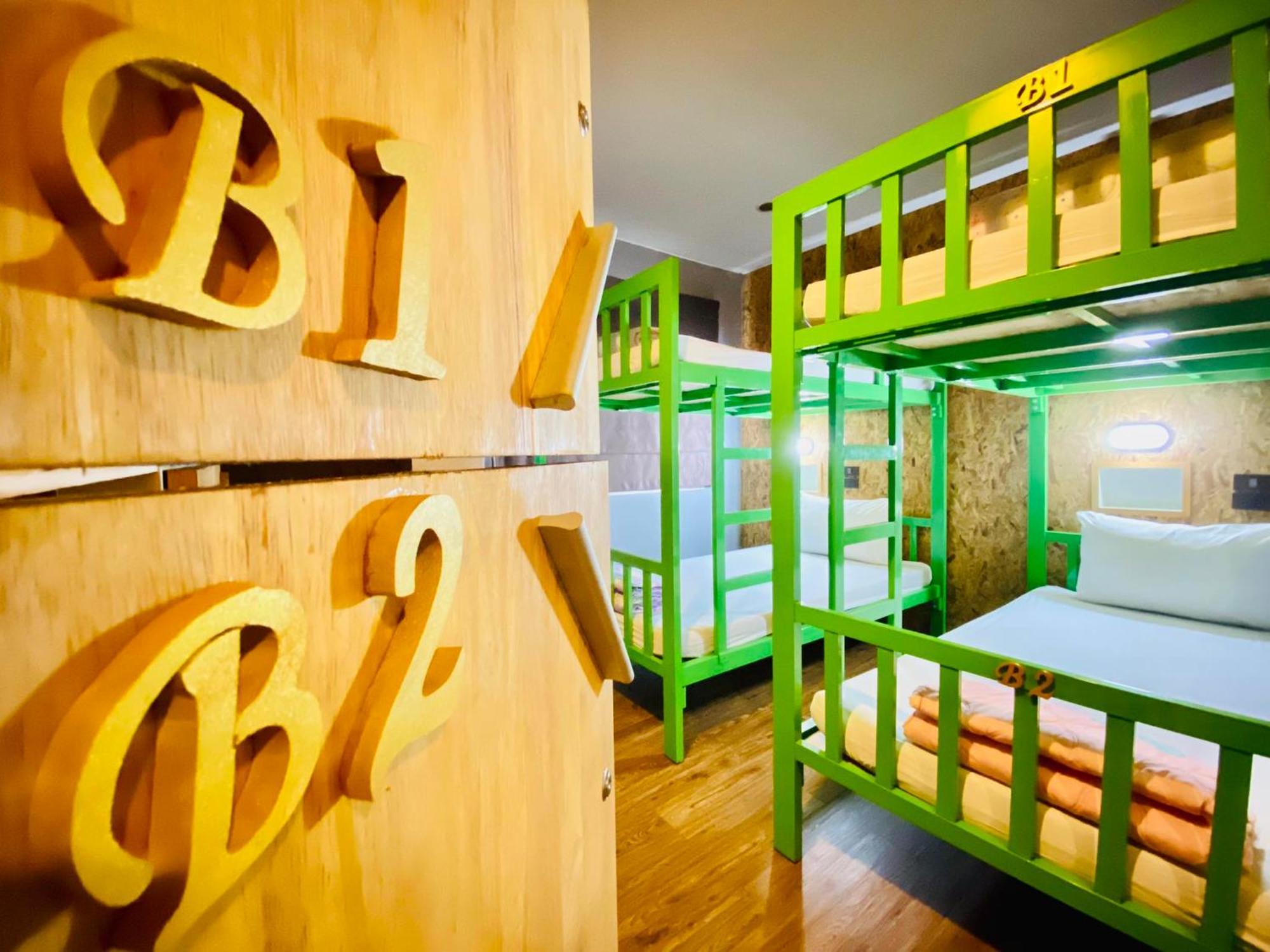 Frutta Hostel Patong Kültér fotó